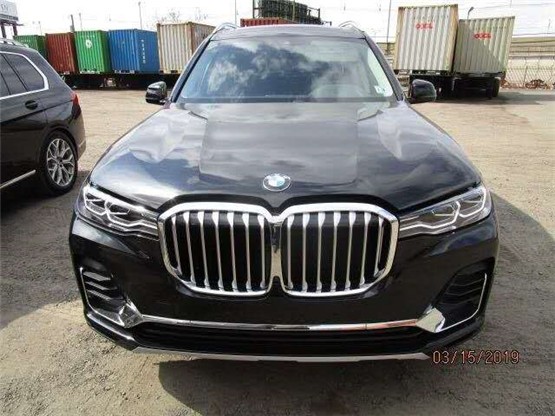 宝马x7最新提车