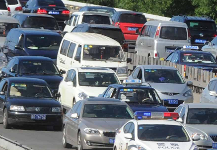 国庆高速路堵车路况最新