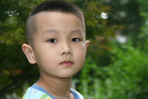 最新婴幼儿发型图片男