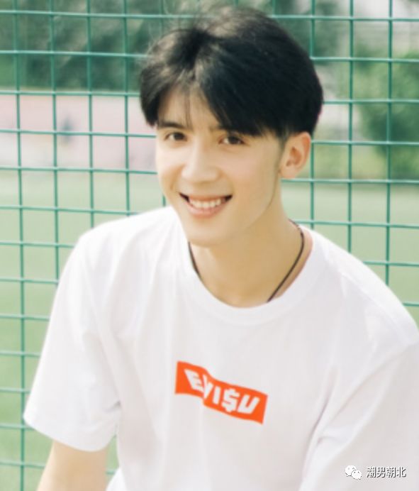 17年最新发型男