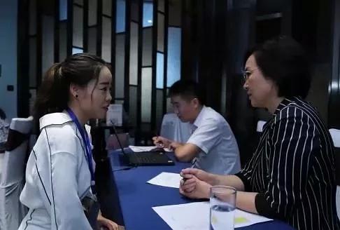 和睦家最新招聘护士