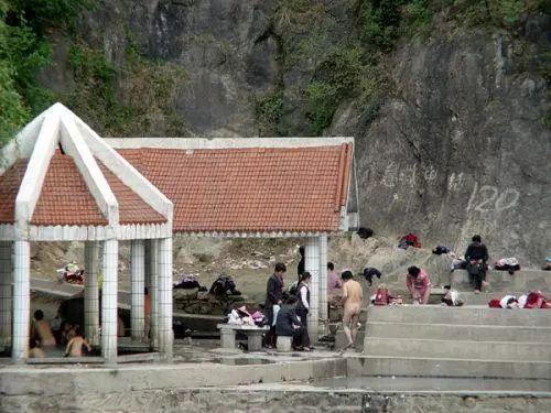 最新河南汤河裸浴图片