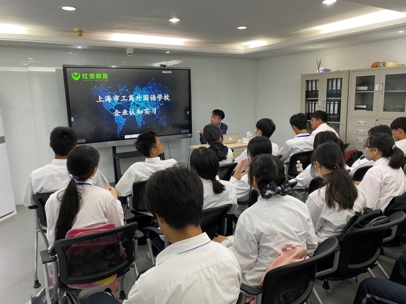 2025精准资料免费大全,探索未来之门，2025精准资料免费大全