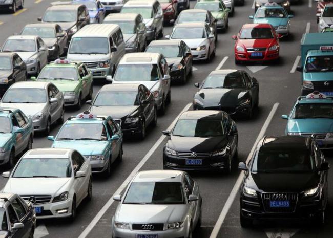 2025新澳门正版免费资本车,最新正品,探索澳门正版免费资本车，最新正品的独特魅力与未来展望