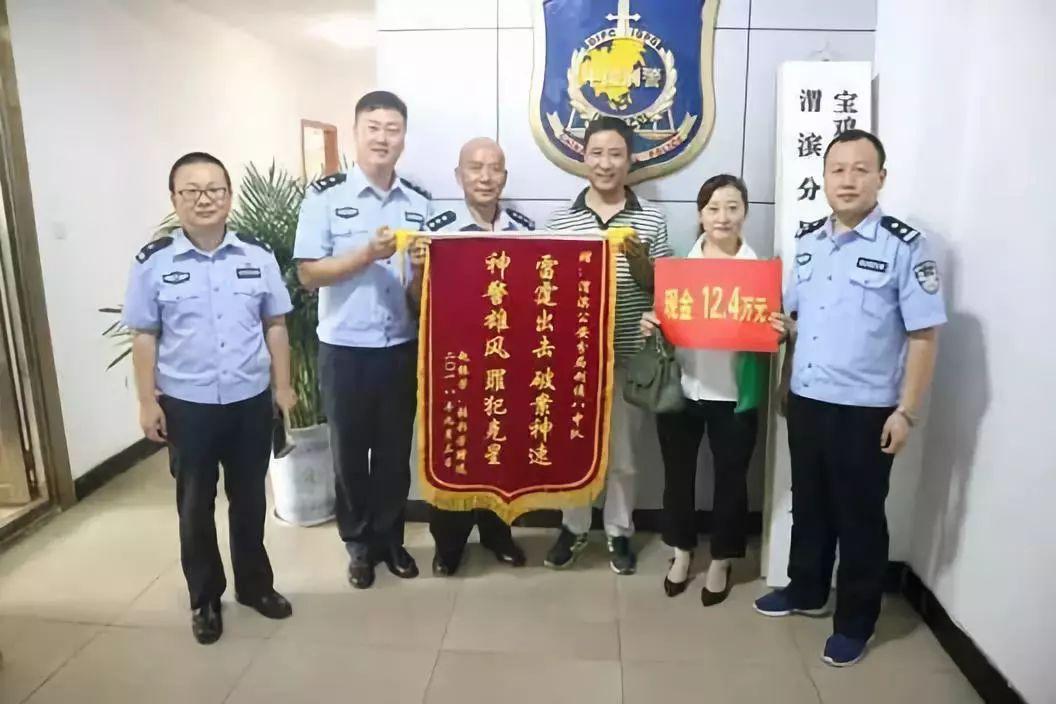 新澳门天天彩期期精准,新澳门天天彩期期精准，探索彩票世界的预测之道