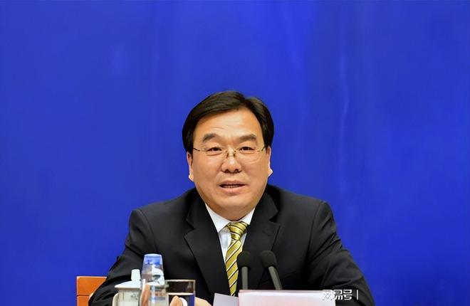 最新现任广东省委书记,最新现任广东省委书记，引领广东走向新的辉煌