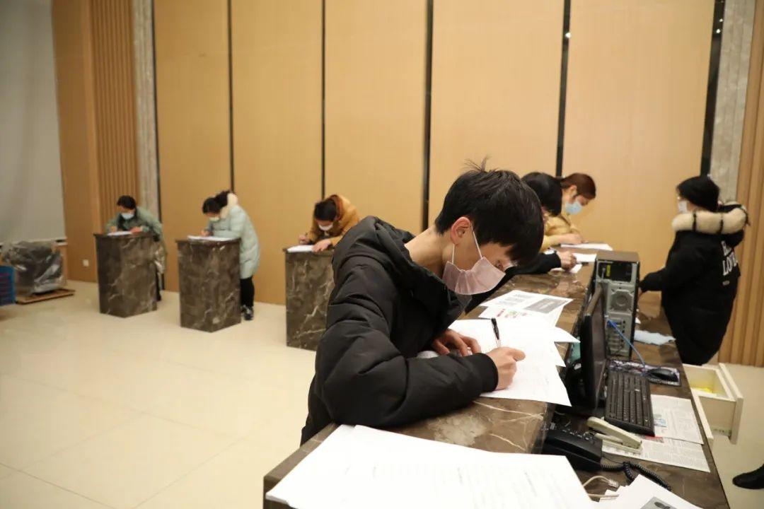 江阴华士镇最新急招工,江阴华士镇最新急招工动态