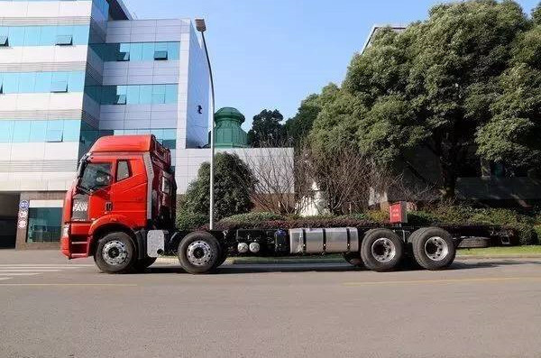 单双桥六轴车最新消息,单双桥六轴车最新消息，技术革新与市场动态