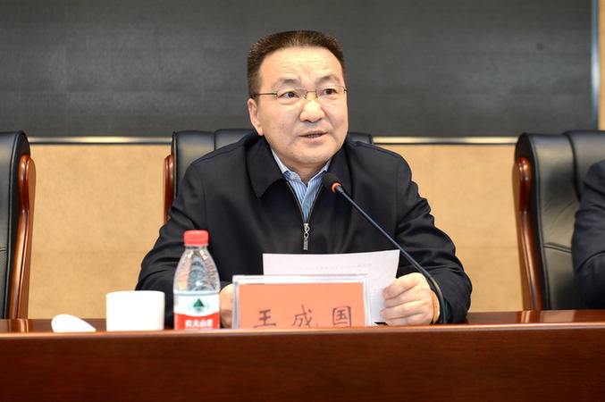 公安厅李庆雄最新消息,公安厅李庆雄的最新消息，职责与担当的展现